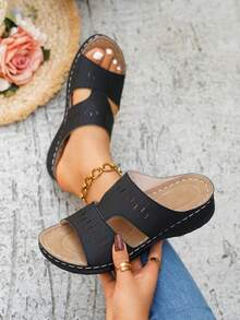 女士坡跟凉鞋，时尚鞋履 - 黑色 - 查看 11