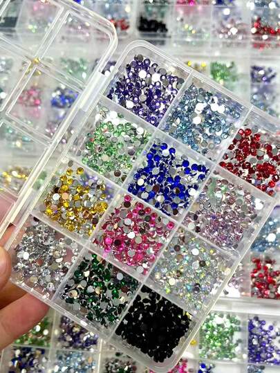 2026 New Style 1 Pack 12 Grids Square Box Mixed Color Nail Rhinestones Set, Super Shiny Nail Art Decorations, Ideal For Festival Home Travel DIY Nail Decor
