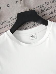 Disney Women's Casual Daily 100% Cotton Short-Sleeve T-Shirt, Featuring Mickey Mouse And His Pet Cat Figaro Print, Suitable For Everyday Outings, Campus, And Visits To Disneyland. Summer Clothing, Pink Polka Dot Bow Mickey Mouse And Figaro Pattern Printed T-Shirt, Also Suitable As Parent-Child Outfits Or Best Friend Outfits. White - White - View 3