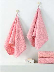 1pc&2pcs&3pcs Luxury Leopard Print Bath Towel Set - Printed Coral Terry Cloth, Ultra Soft Plush Towels, Ideal For Creating Bold Home Decor And Spa Ambiance - Pink - View 5