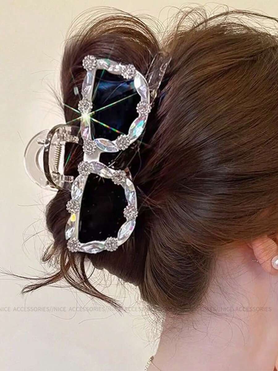 1PC New Style Women's Sparkling Rhinestone Hair Claw: Unique Rhinestone-Edged Shark-Tooth Hair Claw - Multicolor - View 1