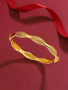 Textured Metal Bangle - Yellow Gold - View 11