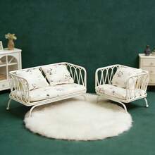 青少年创意迷你玩具，白色沙发/短沙发模型，适用于模型屋装饰、娃娃屋家具、玩具屋配件、微缩模型、婚礼季装饰、圣帕特里克节绿色元素。 - 白色 - 查看 13