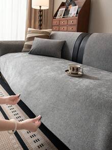 1 chiếc vỏ đệm sofa nhung mềm mại, thoải mái dùng được cả bốn mùa, kiểu dáng hiện đại tối giản, chống trượt, chống bụi và có thể giặt được, màu xám đậm tươi mát và mềm mại, không phai màu và không bị rụng lông, thân thiện với thú cưng, có thể điều chỉnh cho sofa góc, phù hợp cho phòng ngủ, văn phòng, phòng khách, sofa chữ L và sofa 1/2/3/4 chỗ ngồi. - Màu xám đen - Xem 7