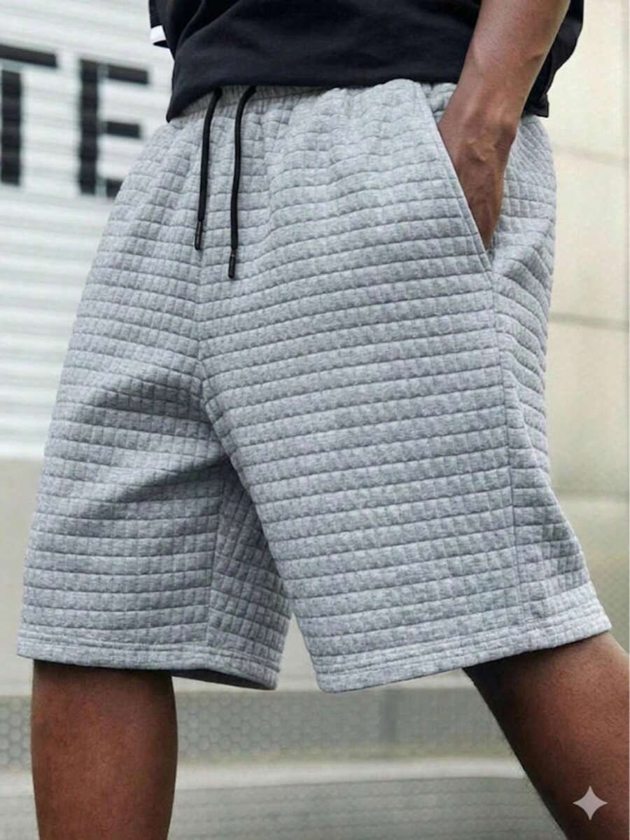 Quần short nam kiểu dáng thường ngày, chất liệu vải kẻ ô vuông. - Xám - Xem 1