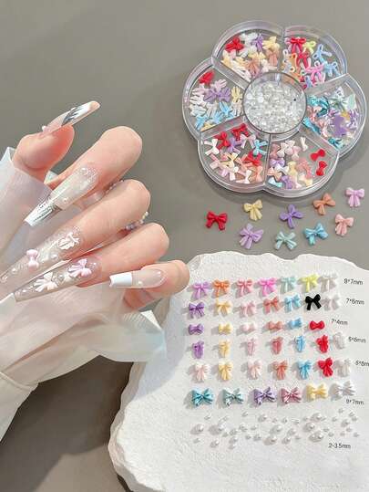 7格四叶草美甲装饰盒，混合蝴蝶结和珍珠美甲饰品，少女风美甲沙龙