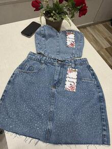 Women's Casual Two-Piece Denim Set, Strapless And Sleeveless Bandeau Top, Non-Stretch Skirt With Pocket Detail. - 中等水洗藍 - 查看 2