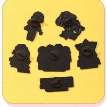 1 pieza Insignia de metal con diseño de dibujos animados, broche lindo con personaje de serie de TV (estilo aleatorio) - Multicolor - Ver 5