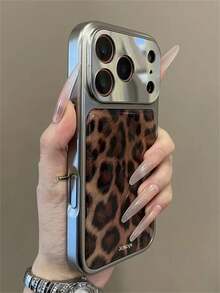Casing Ponsel Mewah Motif Leopard dengan Bingkai, Kompatibel dengan iPhone 17 Pro Max, 17 Pro, 17, 16 Pro Max, 16 Pro, 16, 15 Pro Max, 15 Pro, 15, 14 Pro Max, 14 Pro, 14, Casing Lembut Anti Jatuh dan Pelindung Kamera yang Modis - Coklat - View 3