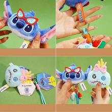 Disney Potdemiel 草莓熊史迪奇毛绒公仔钥匙扣，外观精美，可作生日礼物或节日礼物。 - 彩色 - 查看 8