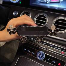 yucen 新款可爱卡通女神车载出风口手机支架，通用无遮挡视角手机支架，女士车载导航配件 - 彩色 - 查看 9