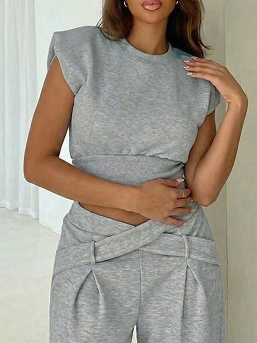 Camiseta casual de mujer de unicolor, con hombros acolchados, cuello redondo, manga corta, bajo acanalado, estilo callejero básico clásico (YY1191) para verano - Gris - Ver 1