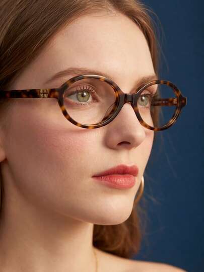 Miu Miu Women's Fashion Fashion Glasses & Clip Set, Bag-Hangable Leopard Print Eyewear Accessory, Retro UV Protection Fashion Glasses