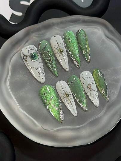 Ten-Piece Green Handmade Manicure, Long Almond-Shaped False Nails, Luxurious High-End Press-Type False Nails, Summer False Nails, Vintage False Nails, Women's Gifts, Nail Art, 3D Handmade False Nails, Suitable For Girls And Ladies To Wear To Parties Or Everyday Occasions.
