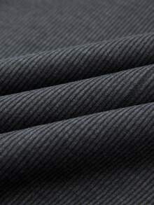 Tucano Bộ vest công sở nam dáng ôm, kẻ sọc, có lớp lót, cổ bẻ, thiết kế một hàng khuy, dáng ôm, phù hợp cho các cuộc họp văn phòng, đi làm, cũng là một món đồ thiết yếu cho trang phục công sở thường ngày. - Xám - Xem 5