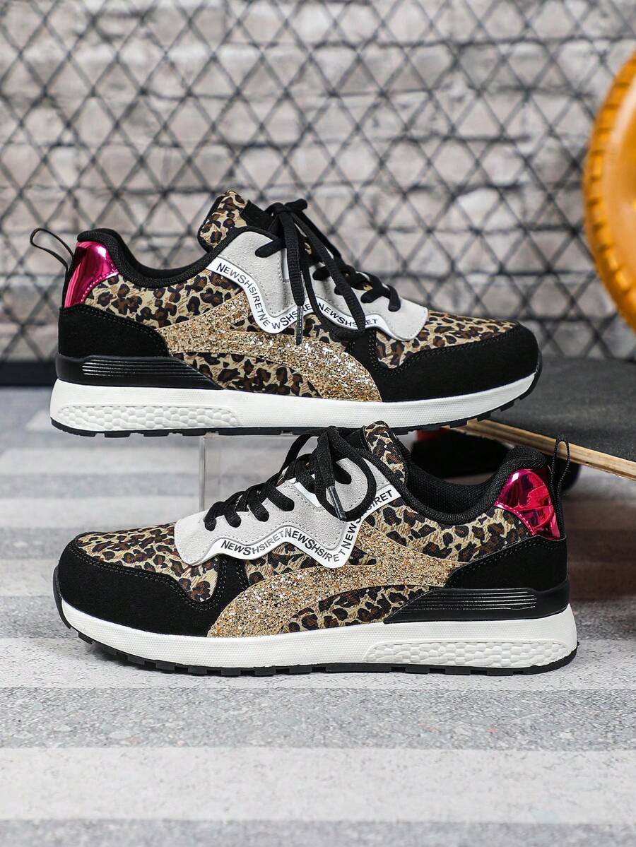 Elementos de Estampa de Leopardo Personalizados, Tênis Esportivos e de Caminhada Casuais para Adolescentes, Sola de TPR Antiderrapante e Durável, Tênis de Academia Estilo Europeu e Americano Jovem, Tênis para Trilha - Multicolorido - Visão 1