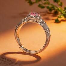 1枚S925银粉色方形糖果造型合成锆石戒指，可调节开口戒圈，优雅精致，适合女性日常佩戴。 - 銀色 - 查看 2