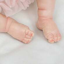 Cloveray Gentle And Tranquil Reborn Baby Doll, Realistic Rooted Hair Soft And Natural, High-Quality Painting Technique Reproduces Delicate Baby Skin Texture And Expression. Wearing A Big Bow Headband, Layered Pink Tulle Princess Dress With Lace Trim And Fresh Floral Patterns, Peaceful And Cute Sleeping Pose. Made Of Soft Vinyl Material With Warm And Realistic Touch, Serves As A Comforting Companion Doll For Children, Healing Home Decor, And Premium Collectible Item For Doll Enthusiasts. A Meaningful Gift For Kids Or Collectors. - Baby Pink - View 7