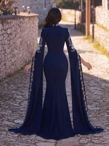 Faeriesty 优雅晚礼服 - 超长袖，修身胸衣饰以精致花卉刺绣，鱼尾裙摆，曳地长裙 - 完美适用于正式晚宴、婚礼、颁奖典礼和红毯活动。春季派对 - 藏蓝色 - 查看 3