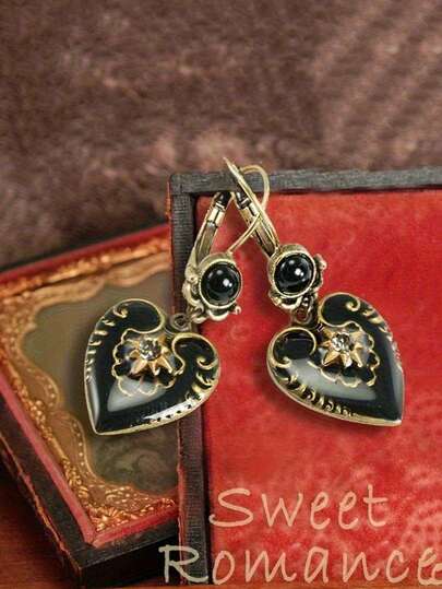 1 Đôi bông tai mặt dây chuyền hình trái tim màu đen men và đá zircon tổng hợp màu trắng theo phong cách Gothic cổ điển, thanh lịch, phù hợp cho các bữa tiệc, tiệc tùng và đeo hàng ngày. Thoải mái khi đeo.