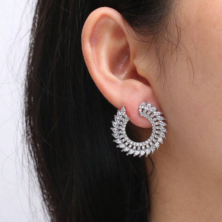 1 Pair Luxurious Zirconia Semi-Circle Earrings, Fashion Jewelry Earrings Suitable For Women's Party, Gala, Ball, And Daily Wear - Silver - View 1