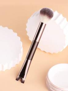 2-In-1 U-Shaped Nose Contour Brush + Blush Brush, Soft Bristles Won't Irritate Skin, Beginner-Friendly, Precise Nose Contouring, Creates Lifted & Defined Nose - Multicolor - View 3