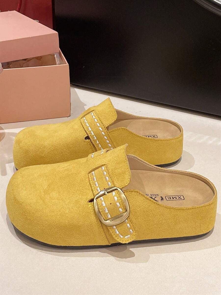 2026 New Spring/Summer Women's Fashion Flat Slide Sandals, Casual Outdoor Retro Buckle Strap Beach Slippers, Thick Sole Fashionable Slip-On Shoes - Yellow - View 1