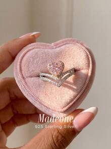 1枚925纯银独特设计全镶钻心形皇冠戒指，适合女性日常佩戴、订婚、情人节礼物和婚礼庆典。 - 粉紅鑽 - 查看 1