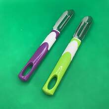 多功能不锈钢削皮器和土豆切片器 - 旋转双刀片，塑料手柄，高效家用及专业烹饪削皮器 - 彩色 - 查看 7