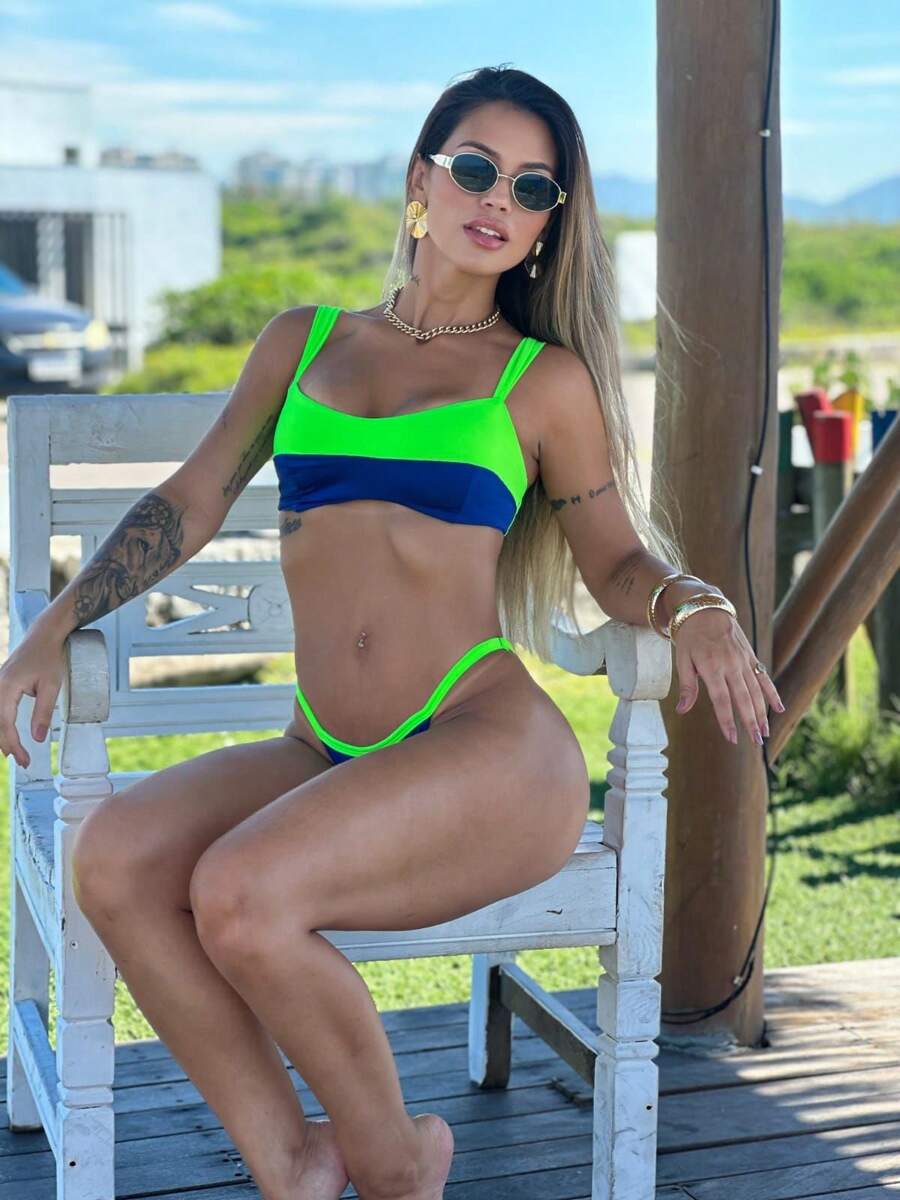 Women's Two-Tone Bikini Top + Thong Bottom - 霓虹綠和藍色 - 查看 1