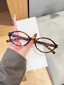 一副复古椭圆形镜框透明镜片眼镜，时尚百搭，适合日常通勤、办公及休闲场合，聚碳酸酯（PC）材质，无度数，四季皆宜 - 平光 - 查看 12