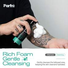 Sữa rửa mặt tạo bọt Farfnir Tattoo Cleansing Mousse 120ml/60ml: Lớp bọt mịn, giàu dưỡng chất nhẹ nhàng làm sạch vùng da xăm. Được làm giàu với Glycerin và chiết xuất cúc vạn thọ, sản phẩm dưỡng ẩm, làm sáng và loại bỏ tạp chất. Phù hợp với mọi tông da. Chăm sóc sau khi xăm. - Màu xanh hải quân - Xem 6