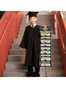 1个可折叠拉出式黑金钞票夹，2026毕业季黑金钞票夹，附赠惊喜红色信封，6个卡槽，黑金配色与毕业帽相呼应，卷轴图案印有“恭喜！毕业！”字样，可分层放置现金或礼品卡，适合毕业派对、家庭聚会和送礼场合，也适合毕业派对互动场景，是送给毕业生的理想毕业礼物。 - 多色 - 查看 5