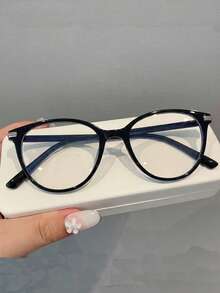 一副几何简约时尚百搭女士透明镜片优雅眼镜，适合日常佩戴、音乐节、度假、街头摄影、返校季等场合。 - 彩色 - 查看 4