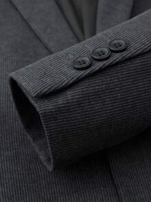 Tucano Bộ vest công sở nam dáng ôm, kẻ sọc, có lớp lót, cổ bẻ, thiết kế một hàng khuy, dáng ôm, phù hợp cho các cuộc họp văn phòng, đi làm, cũng là một món đồ thiết yếu cho trang phục công sở thường ngày. - Xám - Xem 9
