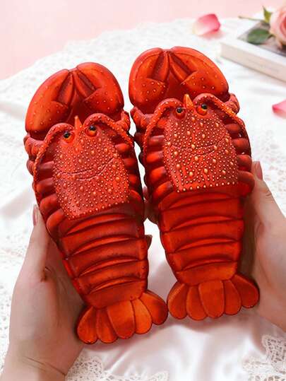 2026 Spring/Summer New Plus Size Women's Soft Bottom Slippers, Size 47, Asymmetric Non-Slip Wear-Resistant Lightweight Flexible Double-Coded Sandals, Indoor Casual Slip-On Slippers, Outdoor Beach Slippers, Novelty Funny Shrimp Design Unisex Slippers For Teens And Adults, Suitable For Influencer Parties, Cosplay And Photography Props. Uneven Painted Sides And Bottoms, Random Splotchy Patterns On Uppers Are Normal, Not Defects.