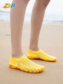 ZVB Couple's Water Shoes, Suitable For Barefoot Enthusiasts, Soft Bottom Women's Beach Shoes For Swimming, Diving, Outdoor Quick Drying Summer Sandals, Fishing Water Shoes, Non-Slip Breathable Aqua Socks - Yellow - View 3