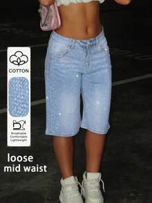 低腰破洞牛仔短裤，饰有亮片和水钻，宽松直筒裤型，适合派对、音乐节、约会、购物、街头风、夏季休闲穿着。 - 中等水洗藍 - 查看 1