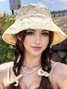 Cute & Sweet Floral Double-Sided Bucket Hat, Large Brim Sun Protection For Summer, Petite Look - Small Floral Pattern - View 1