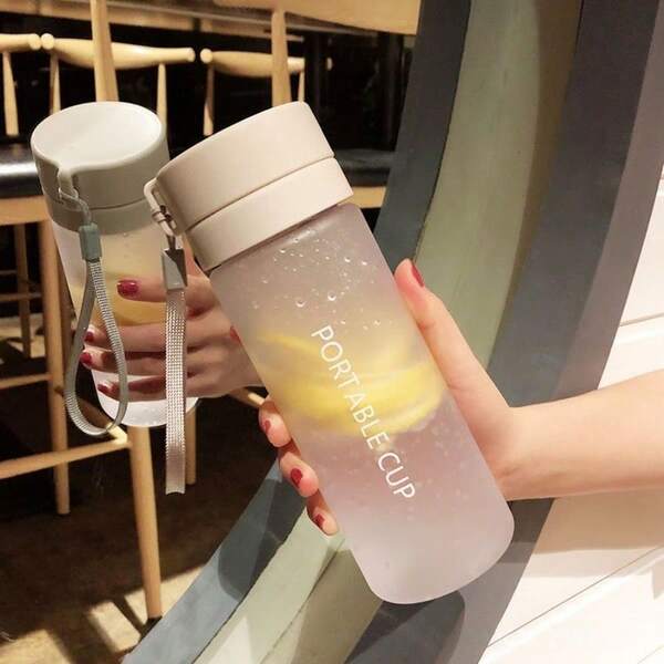 1pc 600ml Large Capacity Plastic Cup, Minimalist Portable Water Bottle