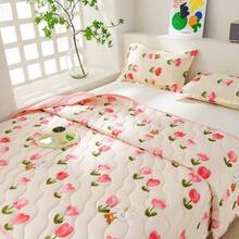 1pc Skin-Friendly Minimalist Plaid + Floral Quilted Wide-Edge Summer Quilt, Soft & Fine, Moisture-Wicking & Breathable, Minimalist & Elegant, Fashion Air Conditioning Quilt, Lightweight & Breathable Summer Quilt - Sweetness - View 2