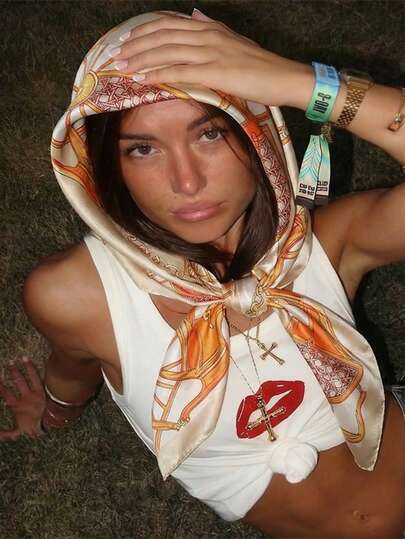 1pc Women's Bandana Vintage Leather Chain Printed Headscarf, Satin Smooth Texture, Suitable For Daily Wear And Party
