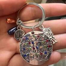 1pc Series Peripheral Bracelet Light Bulb Letter Keychain, The Perfect Holiday Gift, A Presentation For Fans And Friends - Multicolor - View 3