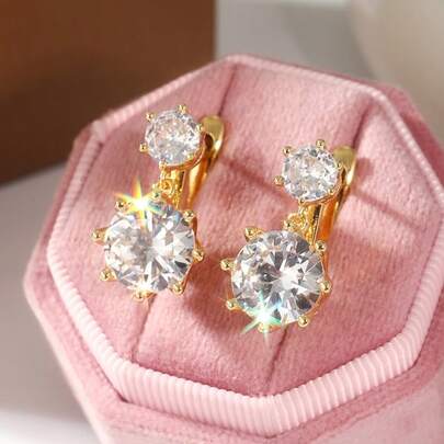 1对经典奢华女士时尚白色立方氧化锆耳环，珠宝耳环，适合日常佩戴、节日及各种场合，是送给女性和女孩的绝佳礼物。