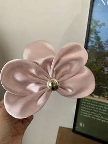 1个女士缎面3D山茶花发爪夹，法式优雅奢华发饰，春夏氛围提升发型造型工具 - 粉色 - 查看 10