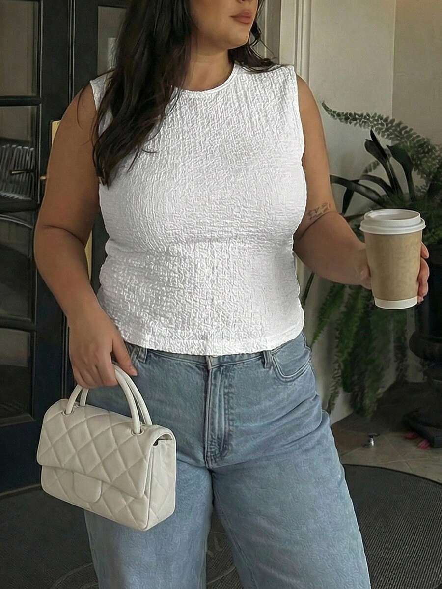 Plus Size Women Solid Color Round Neck Casual Versatile Tank Top - White - View 1