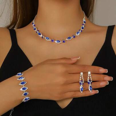 3件套蓝色项链套装，奢华水晶水钻时尚百搭，适合婚礼、派对等多种场合。