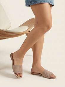 Women Flat Sandals - Make-up - View 3