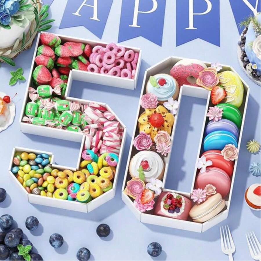 1个手工创意白色26字母及0-9数字形状纸托盘,适用于婚礼派对用品,可用于盛放蛋糕、巧克力、糖果、鲜花和水果,也适用于节日派对、毕业典礼、婚礼、迎婴派对、周年纪念日、圣诞节、情人节、新年、生日派对装饰和摄影道具。 - 彩色 - 查看 1