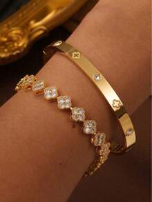 2pcs Elegant Waterproof Cubic Zirconia Bangle Bracelets, Stainless Steel Open Cuff Bracelets 18K Gold Plated, Fashionable Jewelry Suitable For Women's Daily Wear, Dates, Parties, Gifts - Two Four-leaf Clover Bracelets - View 4